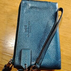 Coach Blue Wristlet Double Zip Wallet Pebbled Leather